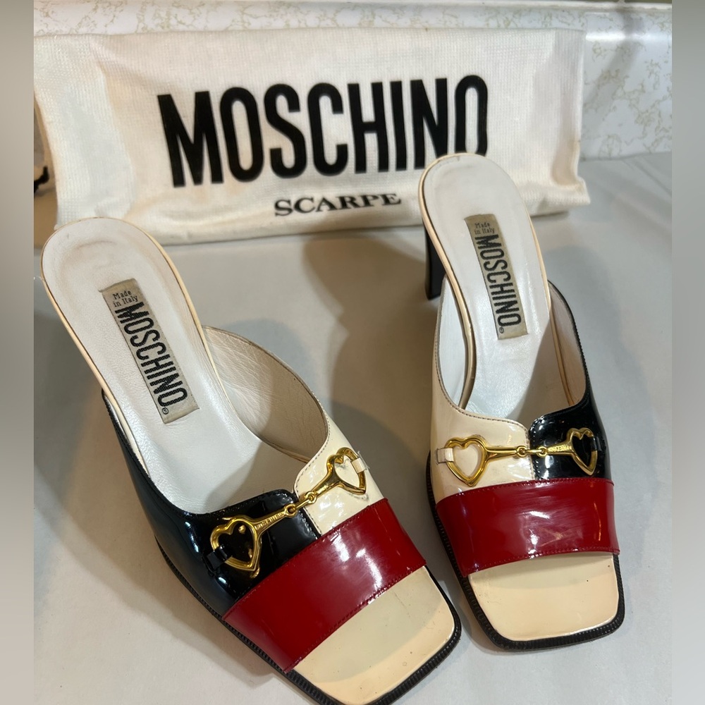 Moschino Black Red Cream Patent Leather Heart-Detail Heeled Mules